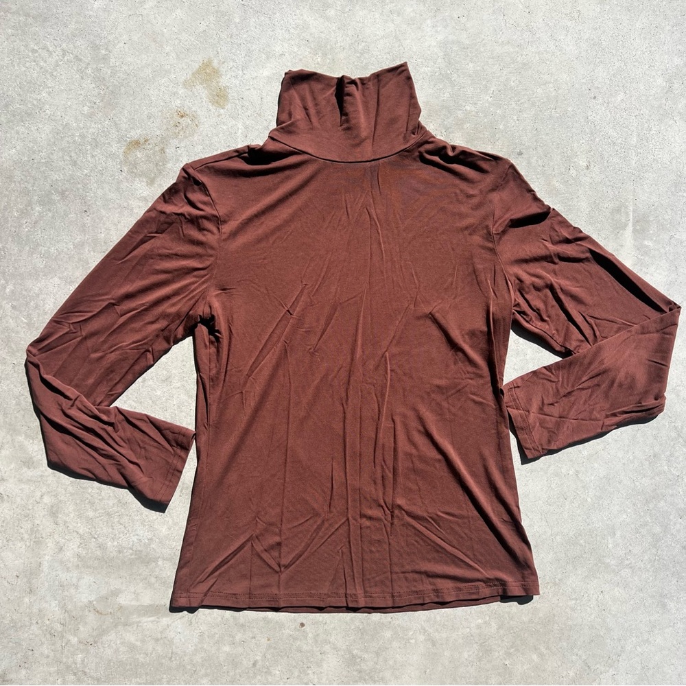 *Bundle* Amazon Basics Turtleneck Shirts